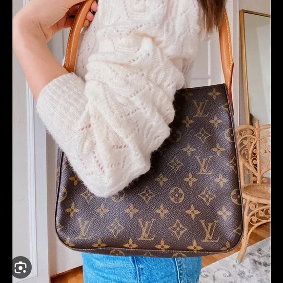 Louis Vuitton Looping GM- PreAuthenticated by Lord and Taylor- Willing to trade - Picture 8 of 8